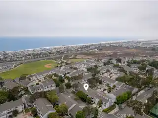 Delightful Newport Crest Townhome