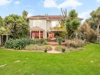 A Captivating Retreat