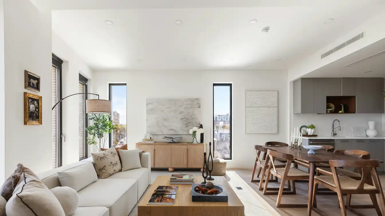 A Sophisticated New Condominium