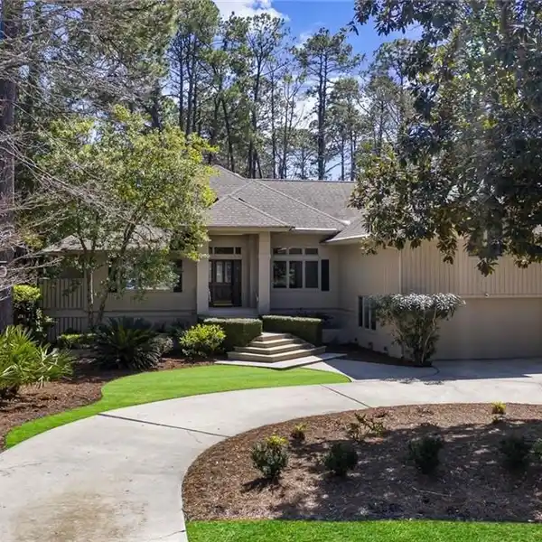 SEA PINES HOME IN A TRANQUIL SETTING