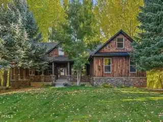 Remarkable Estate in Eden