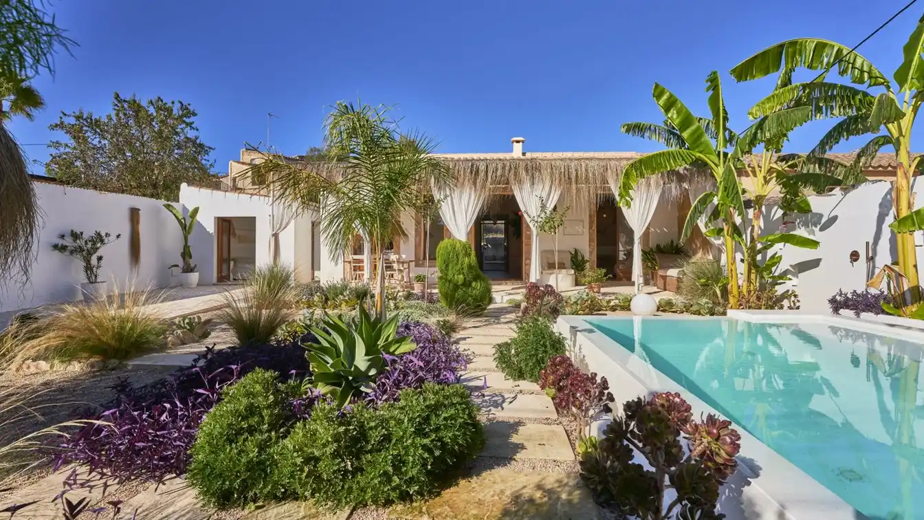 Exquisite Dream Villa with Pool and Tropical Garden in Esporles