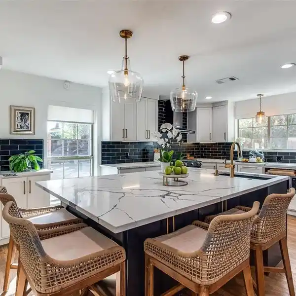 UPDATED UNIVERSITY MEADOWS TRADITIONAL
