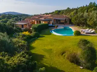 Expansive Nine Bedroom Villa in a Lush Setting
