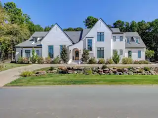 Private Estate with Resort-Style Pool