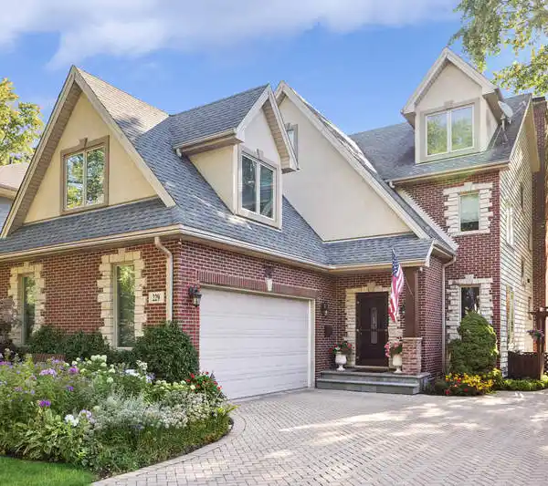 BREATHTAKING CUSTOM HOME