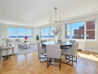 Sweeping Views from the Forty-First Floor