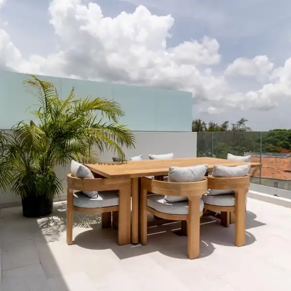 PENTHOUSE IN PARADISE