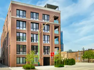 Penthouse with Private Rooftop & Skyline Views