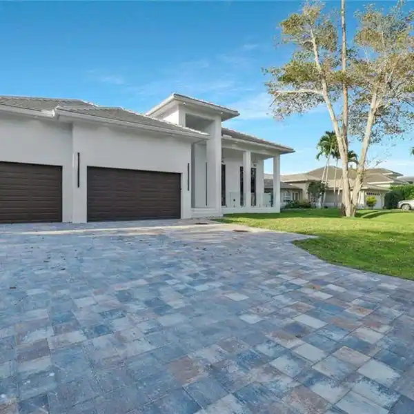 EXCEPTIONAL OPEN CONCEPT NEW CONSTRUCTION HOME