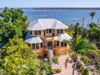Magnificent Waterfront Property