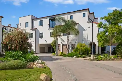 Spacious Home in Desirable Estancia