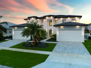Modern Waterfront Estate in the Village of North Palm Beach