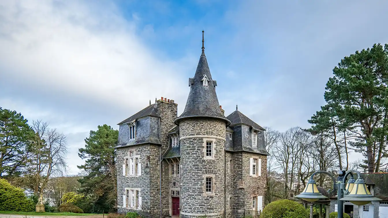 Exceptional Circa 1902 Property