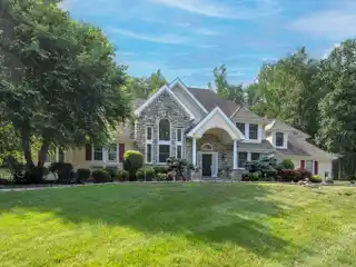 Elegant Custom Colonial in Harding Township