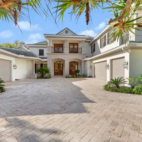 FIVE BEDROOM HOME ON A PRIVATE HALF-ACRE