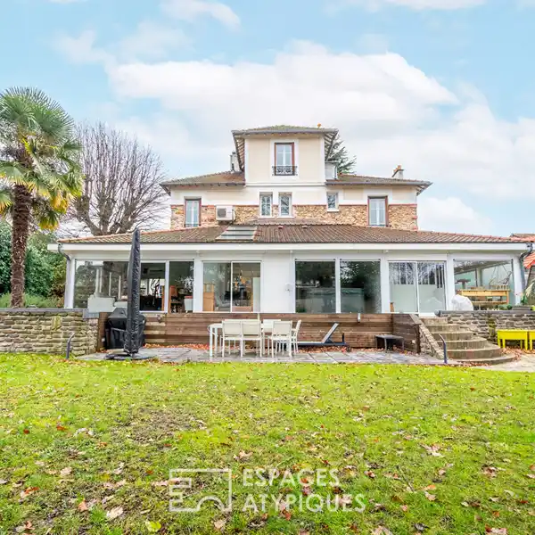 PRESTIGIOUS MILLSTONE VILLA IN THE PLATEAU DISTRICT