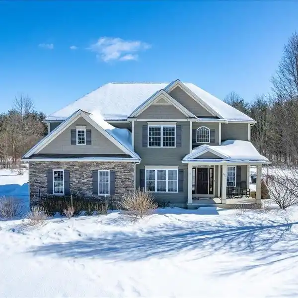 CUSTOM COLONIAL ON FIVE SCENIC ACRES