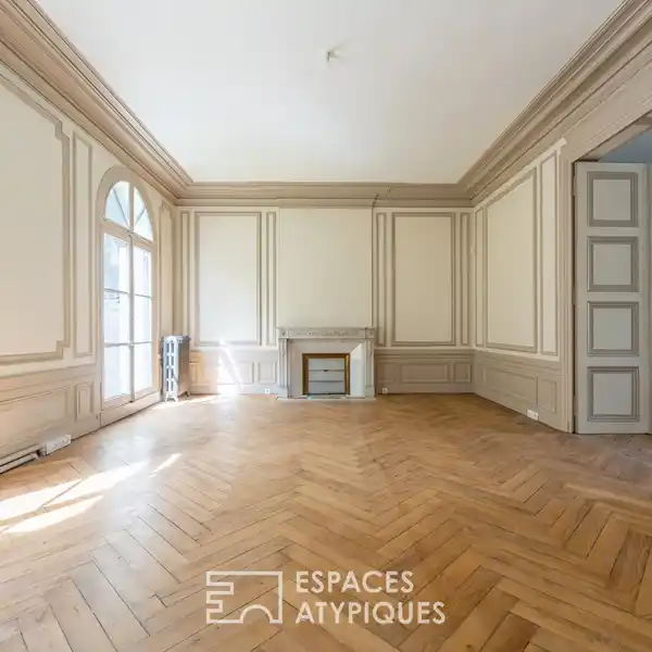 19TH CENTURY MANSION IN THE HEART OF THE CITY