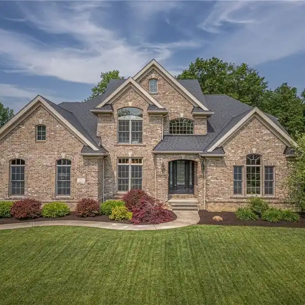 SPACIOUS WELL-APPOINTED COLONIAL IN LEGACY POINTE