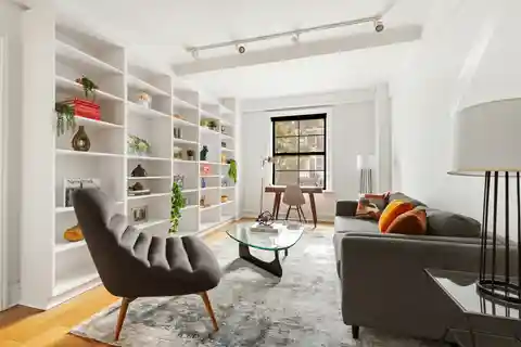 Spacious and Versatile Upper West Side Co-Op