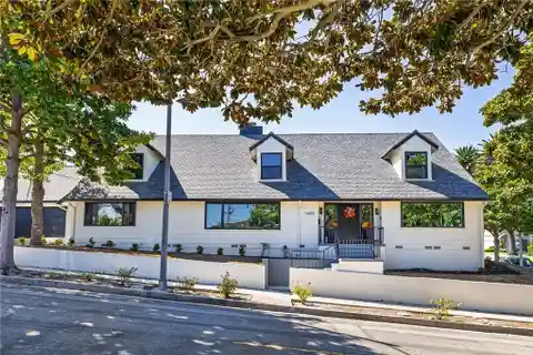 Fully Renovated Corner-Lot Gem in Coveted Vista Del Oro