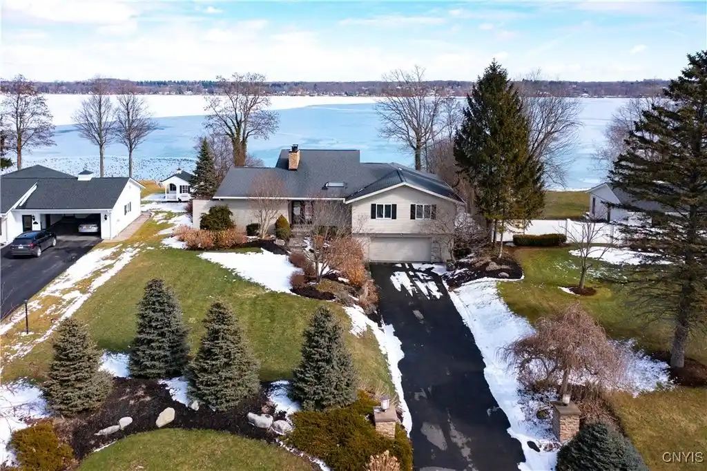 Beautiful Ranch Home on Serene Owasco Lake