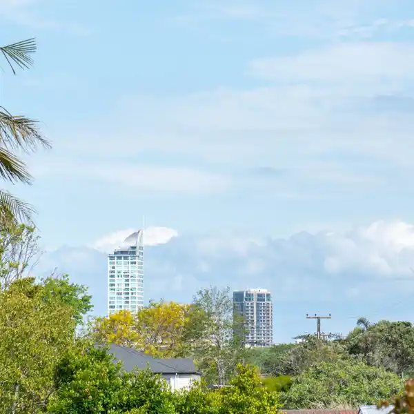 EXCEPTIONAL PROPERTY WITH GREAT POTENTIAL