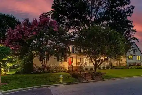 Newly Renovated Home with Carriage House