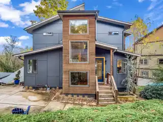 Incredible Modern Home with Peaceful Living