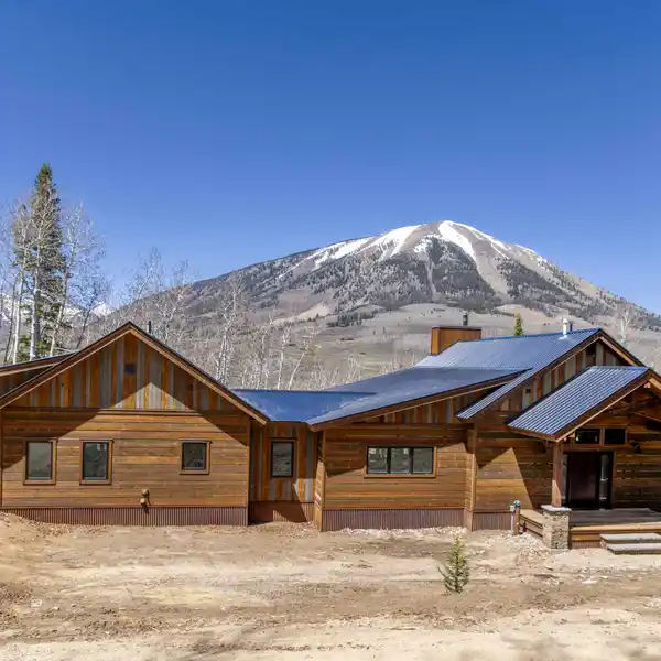 ONE-OF-A-KIND MOUNTAIN SANCTUARY ON 36 ACRES