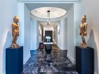 Ritz-carlton One-of-a-kind Contemporary Sub-penthouse