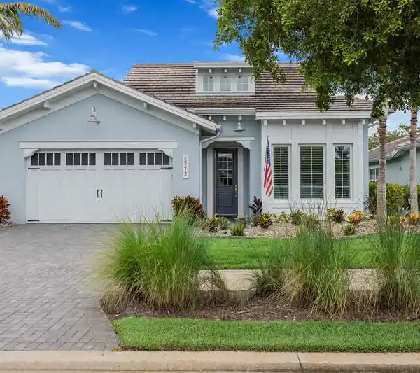 PRIVATE COASTAL RETREAT