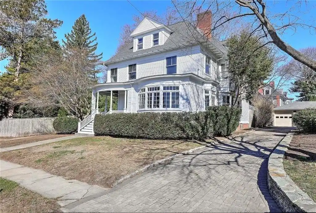 Handsome Colonial Revival