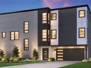 Warmth and Sophistication in Enclave at Kelsey Creek