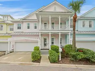 Fully Renovated Key West–style Townhome
