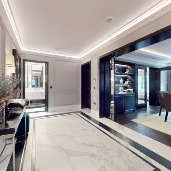 EXCEPTIONAL PROPERTY MOMENTS AWAY FROM BUCKINGHAM PALACE