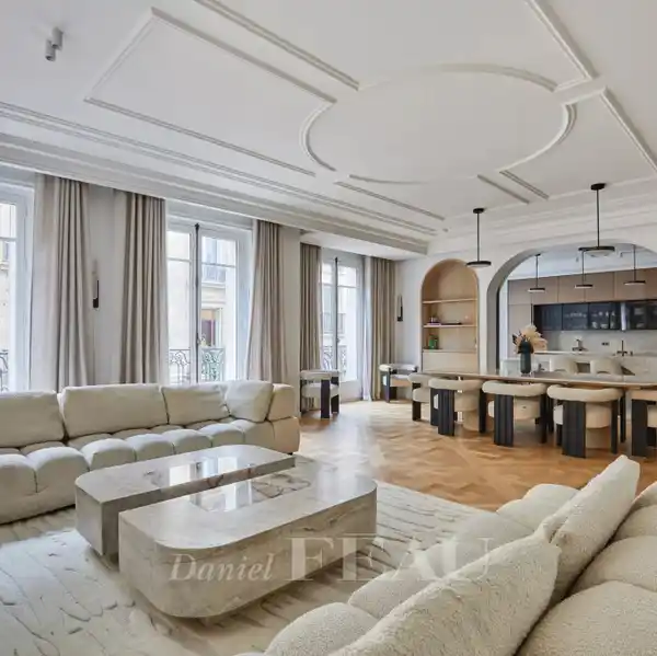 EXCEPTIONAL METICULOUSLY RENOVATED APARTMENT