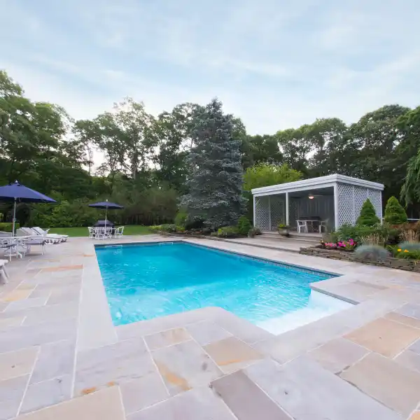 CONTEMPORARY LIVING AT ITS BEST