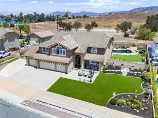Exceptional Property in Coveted Sycamore Ranch