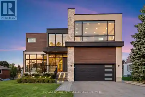 Newly Built Masterpiece Designed by Award-Winning Studio
