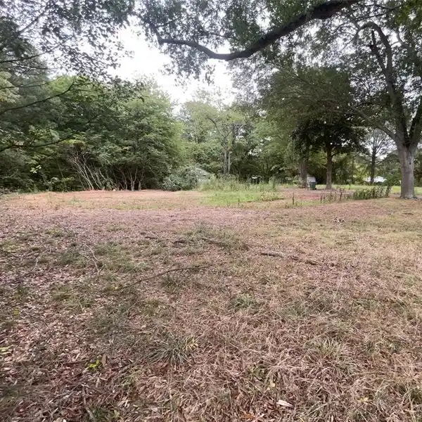 10.5-ACRE WOODED LOT