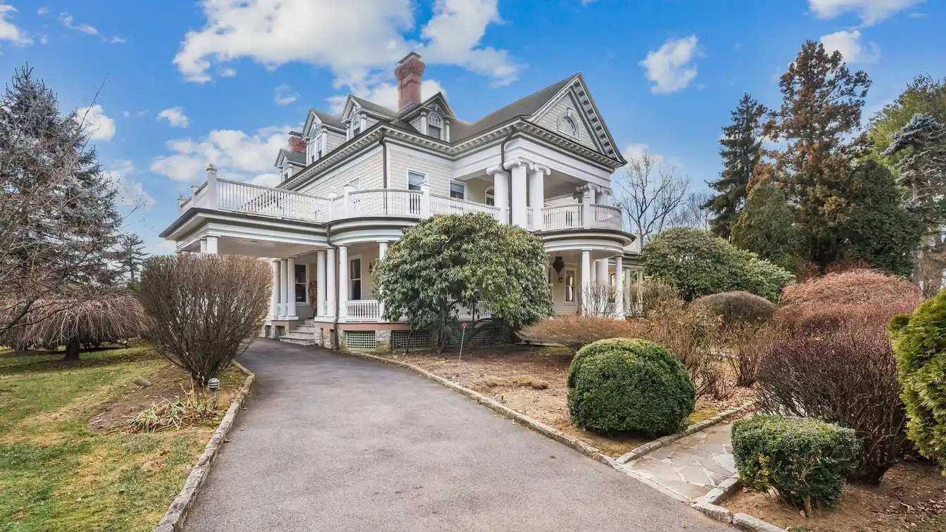 Meticulously Restored Victorian-style Home in Prospect Park