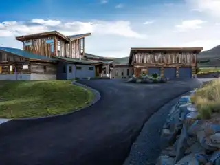 Rustic-Contemporary Estate on 35 Acres in Exclusive Horse River Ranch