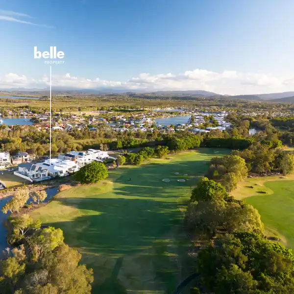 IMPRESSIVE HOME OVERLOOKING THE GOLF COURSE IN THE GALLERY
