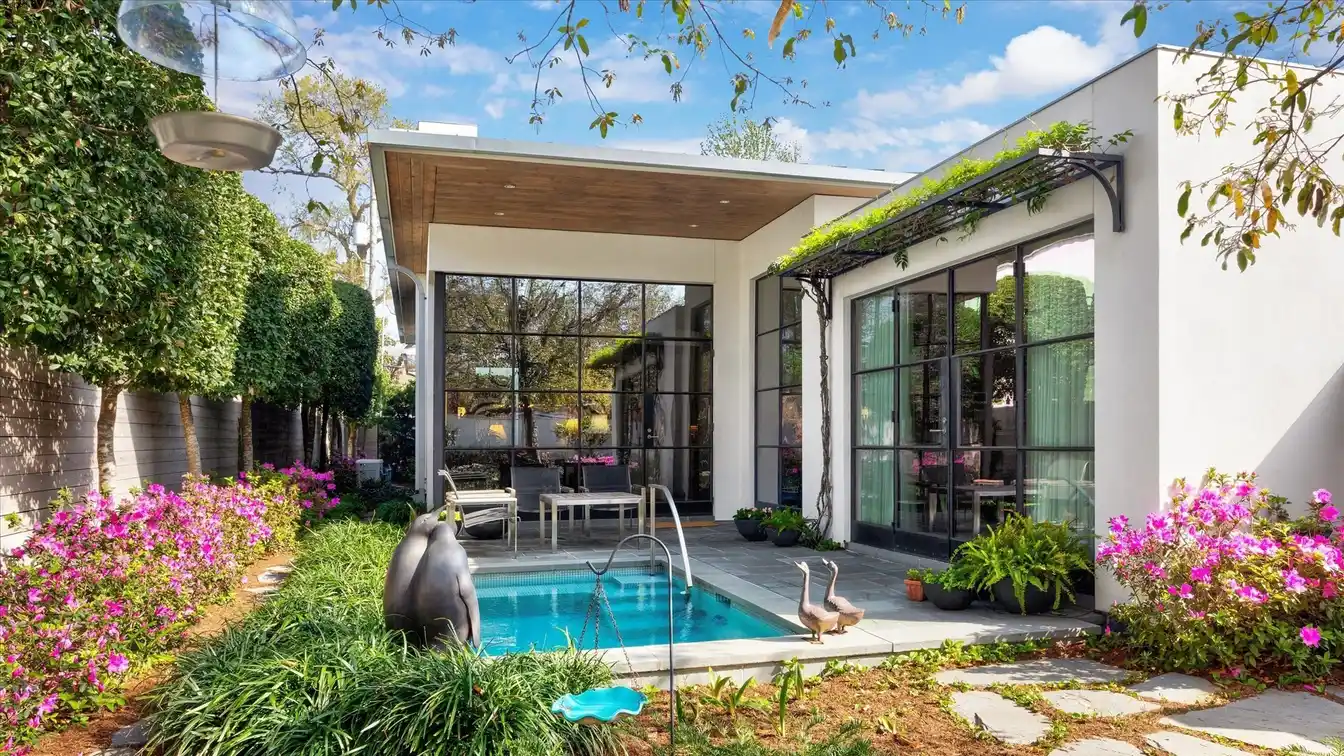 Custom Contemporary River Oaks Home