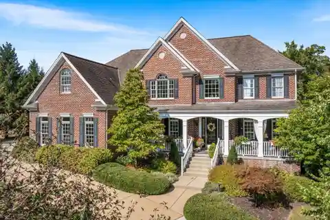 Refined Living in the Villas of North Park
