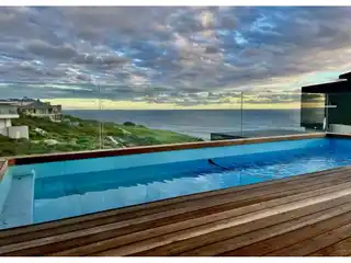 Elegance Elevated in Pinnacle Point Estate