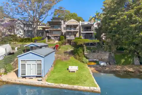 Magnificent Original Waterfront with Harbour Views