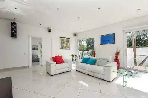 Modern Mansion Masterpiece